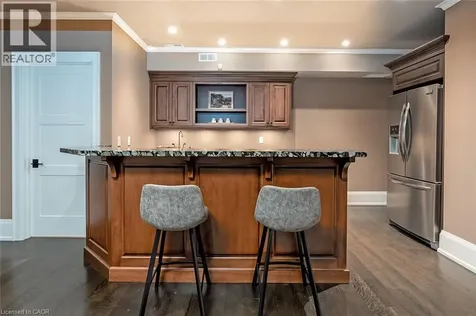 253 Rossmore Boulevard Burlington ON L7N 1R4