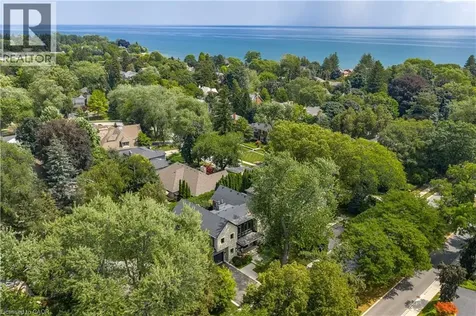 253 Rossmore Boulevard Burlington ON L7N 1R4
