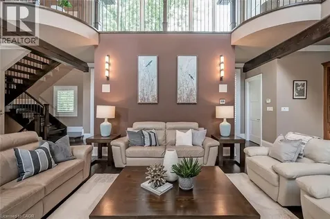 253 Rossmore Boulevard Burlington ON L7N 1R4