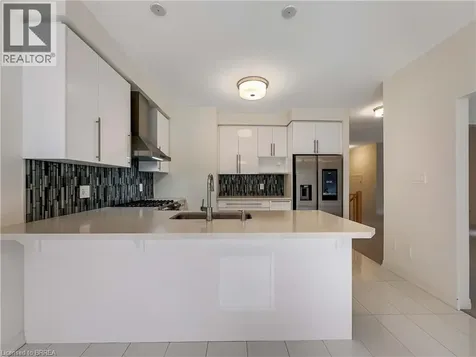 14 Brewis Street Paris ON N3L 3E3