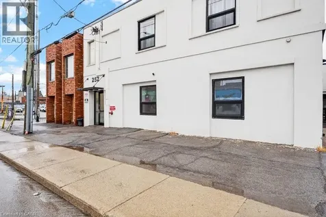 98 Barton Street East Hamilton ON L8L 4S6