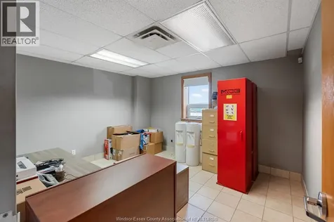 1976 Setterington Drive Kingsville ON N9Y 2E5