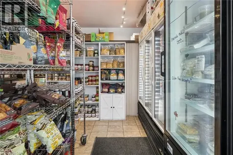 8 Regina Street Waterloo ON N2J 2Z8