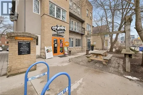 8 Regina Street Waterloo ON N2J 2Z8