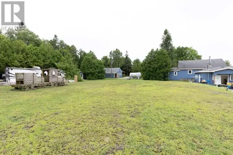 817 Pike Bay Road Northern Bruce Peninsula ON N0H 2T0