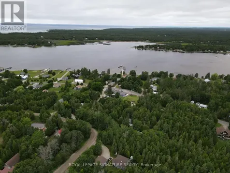 817 Pike Bay Road Northern Bruce Peninsula ON N0H 2T0