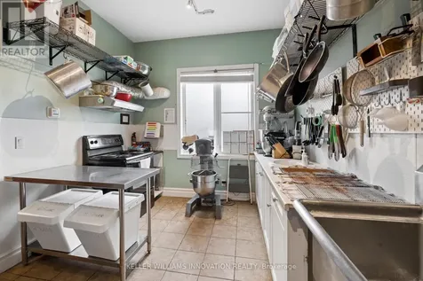 8 Regina Street North Waterloo ON N2J 2Z8