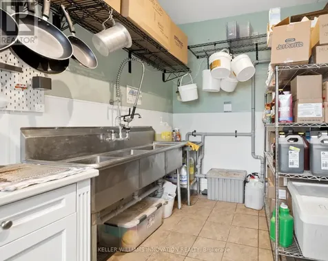8 Regina Street North Waterloo ON N2J 2Z8