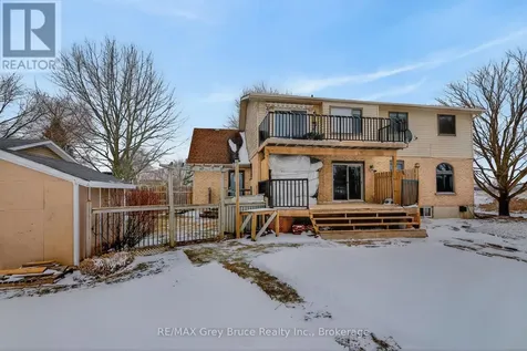 102 Mary Avenue West Georgian Bluffs ON N4K 5N5