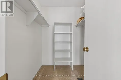 97 Huntsman Crescent Ottawa ON K2M 1H8