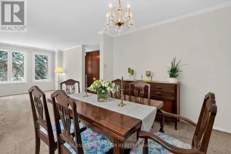 97 Huntsman Crescent Ottawa ON K2M 1H8