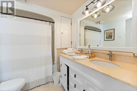 5659 Gilmore Road Clarington ON L0A 1J0