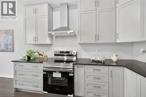67 Starfire Crescent Stoney Creek ON L8E 0K8