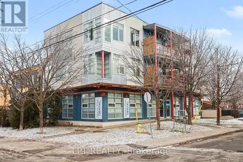 3 Claremont Drive Ottawa ON K1K 4J6