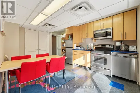 3 Claremont Drive Ottawa ON K1K 4J6