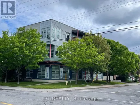 3 Claremont Drive Ottawa ON K1K 4J6