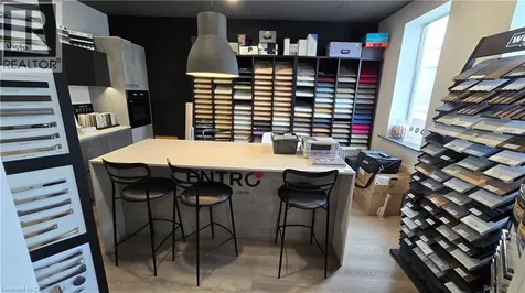 2172 Wyecroft Road Oakville ON L6L 6R1