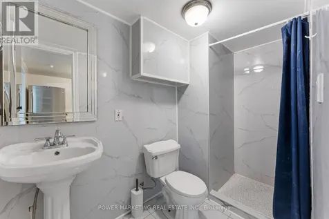 935 Goren Avenue Ottawa ON K1S 1N4