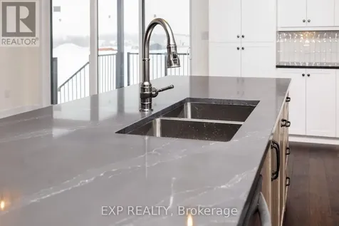 228 Trudeau Crescent Russell ON K4R 1E5