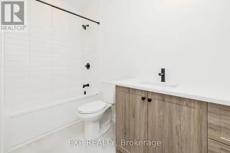 228 Trudeau Crescent Russell ON K4R 1E5