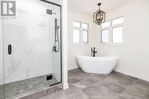 228 Trudeau Crescent Russell ON K4R 1E5