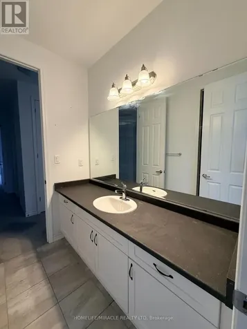 1421 Swallowtail Lane Pickering ON L1X 0N8