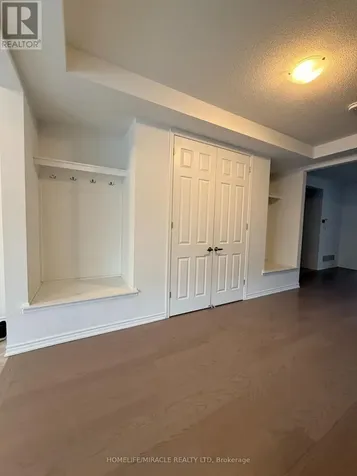 1421 Swallowtail Lane Pickering ON L1X 0N8