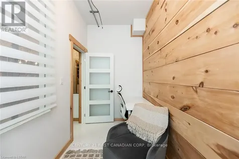 28 Princess Avenue St. Thomas ON N5R 3V4