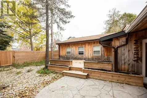 28 Princess Avenue St. Thomas ON N5R 3V4