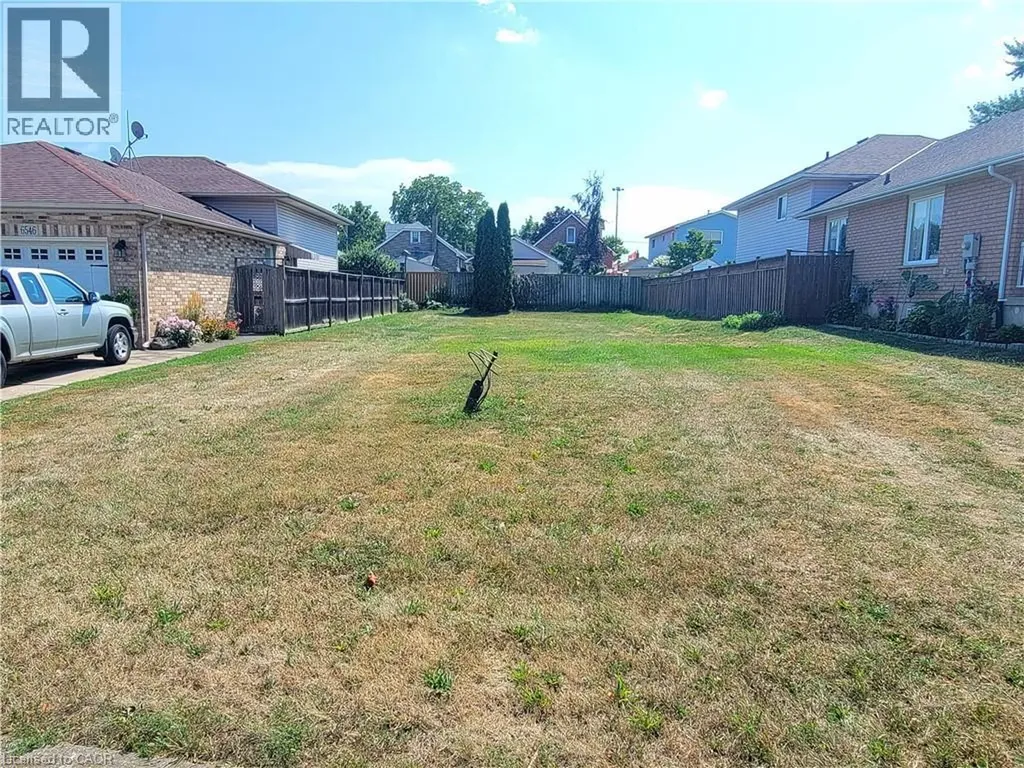 6554 Harper Drive Niagara Falls ON L2E 7K6