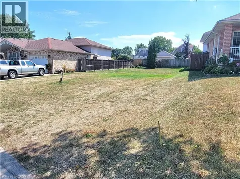 6554 Harper Drive Niagara Falls ON L2E 7K6