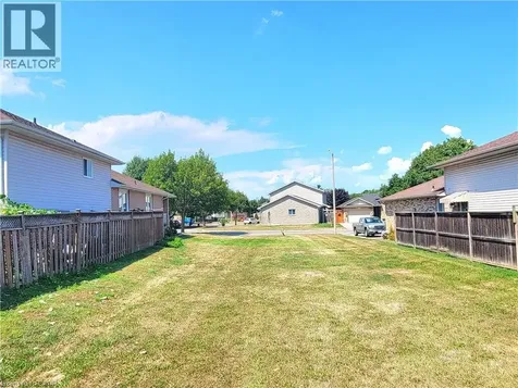 6554 Harper Drive Niagara Falls ON L2E 7K6