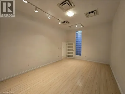33 Villiers Street Toronto ON M5A 1A9