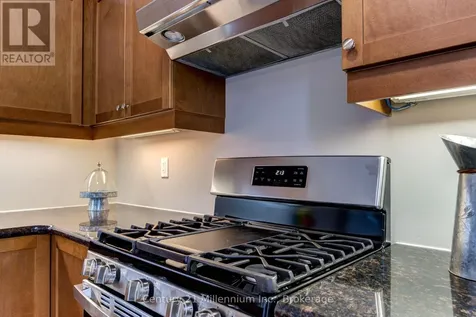 6 Wildrose Trail Collingwood ON L9Y 0J4