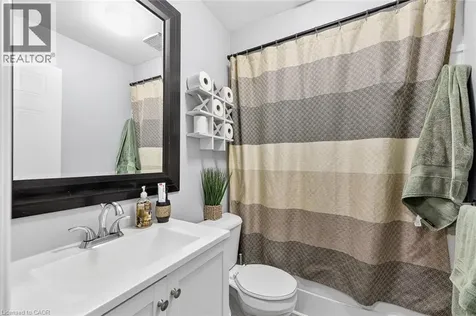 64 Hiawatha Road Woodstock ON N4T 1P4