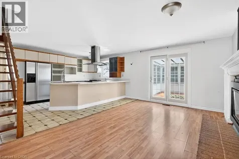 727 Brant Street Burlington ON L7R 2H6