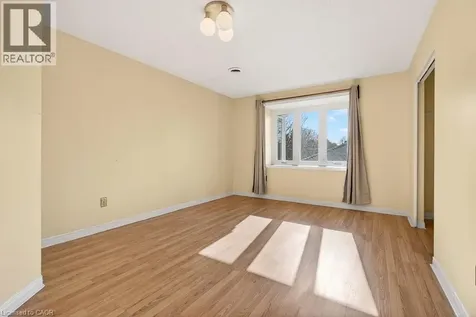 727 Brant Street Burlington ON L7R 2H6