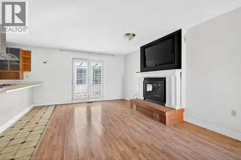 727 Brant Street Burlington ON L7R 2H6