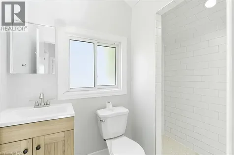 2 Windsor Street Hamilton ON L8R 2G8