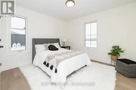 229 Trudeau Crescent Russell ON K4R 1E5