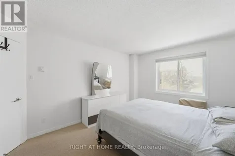 225 Alvin Road North Ottawa ON K1K 4H6