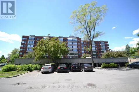225 Alvin Road North Ottawa ON K1K 4H6