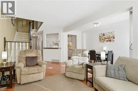 53 Myrtle Avenue St. Catharines ON L2M 5W2