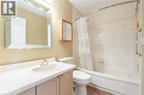 53 Myrtle Avenue St. Catharines ON L2M 5W2