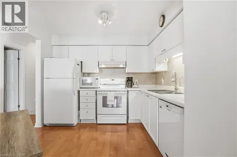 53 Myrtle Avenue St. Catharines ON L2M 5W2
