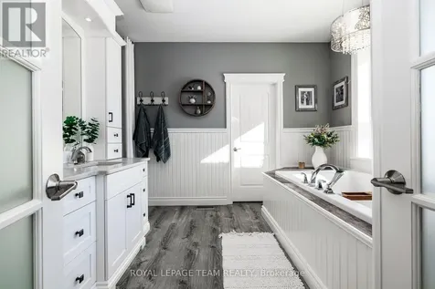 9459 Mccuan Road Beckwith ON K7C 0C4