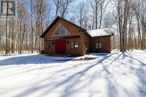 9459 Mccuan Road Beckwith ON K7C 0C4