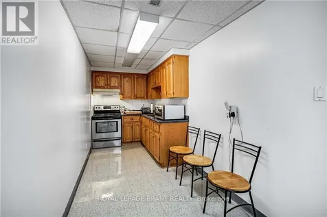215 Grand River Avenue Brantford ON N3T 4Y3