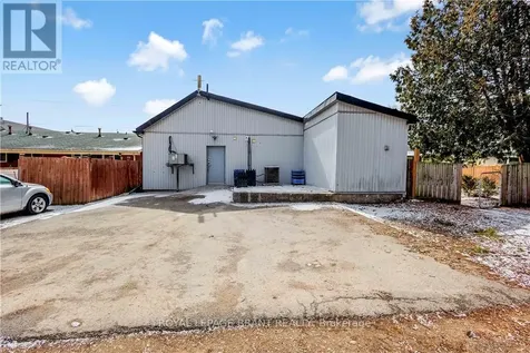 215 Grand River Avenue Brantford ON N3T 4Y3