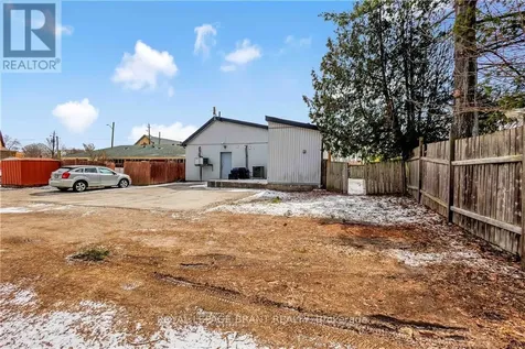 215 Grand River Avenue Brantford ON N3T 4Y3